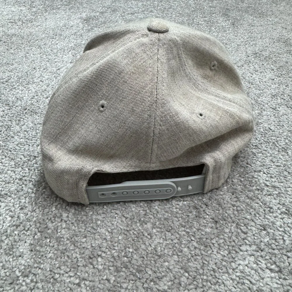 The Classics Yupoong Snapback Embroidered Bear Hat Cap mens Gray Wool Blend